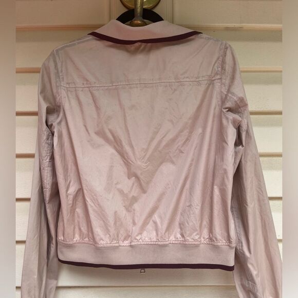 Authentic Prada pink nylon full zipper light jacket. Classic collar trim, Small. - Picture 8 of 11